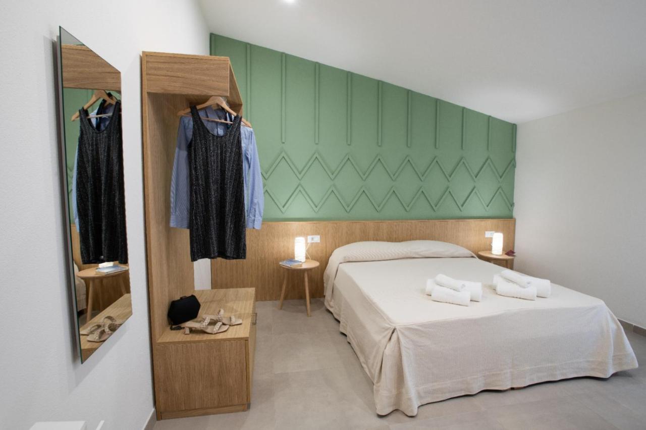 Tarsis Guest House Baunei Exterior photo